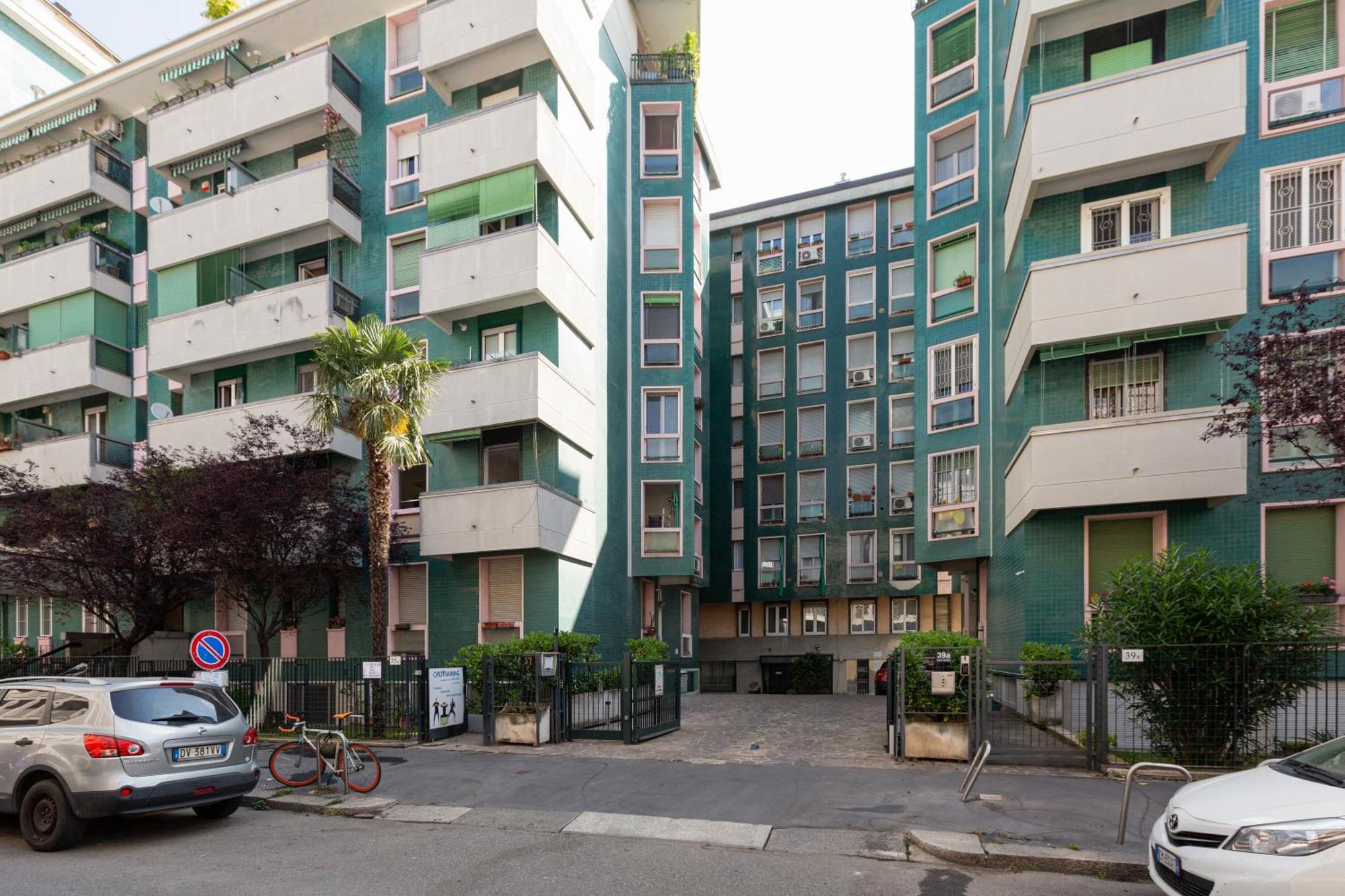 Savona Area Bright X3 * Milaan